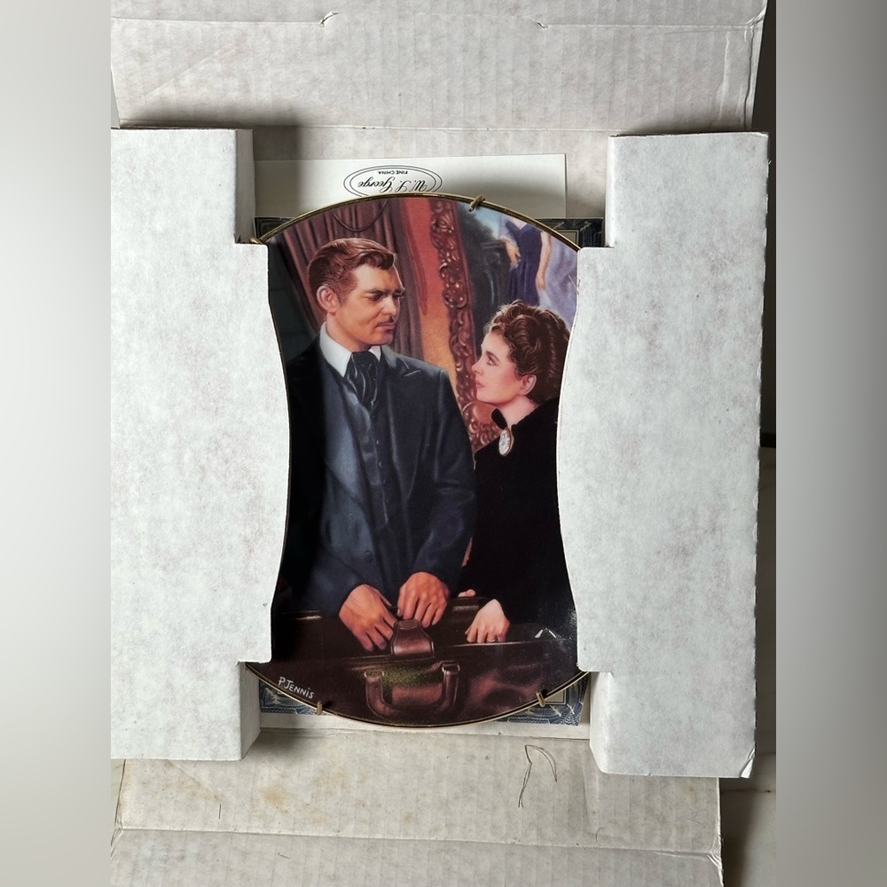 The Paris Hat Gone with the Wind Plate Critics Choice 1991 Bradford Exchange - Picture 2 of 7